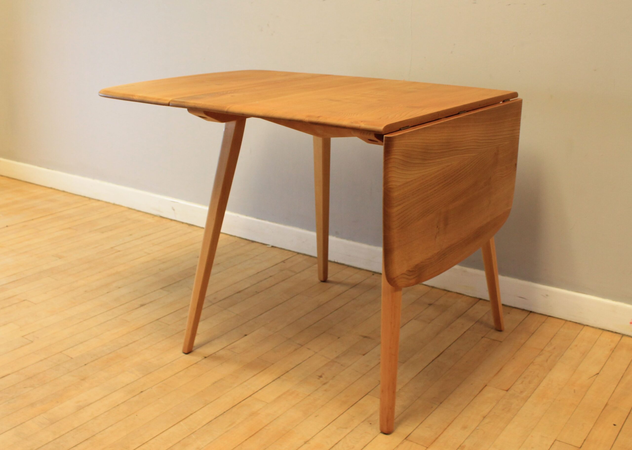 ercol 383 table